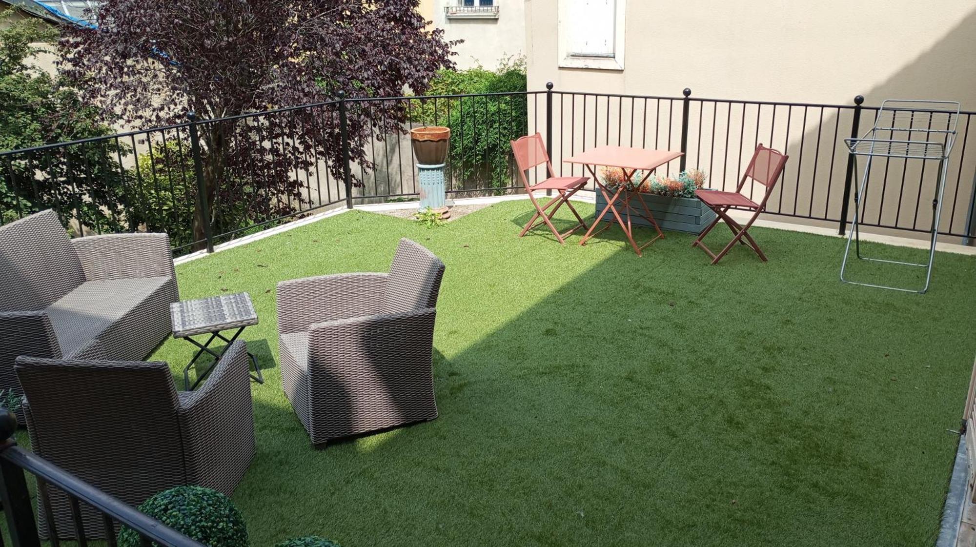 Les Terrasses Du Bouchon Apartment Troyes Exterior photo